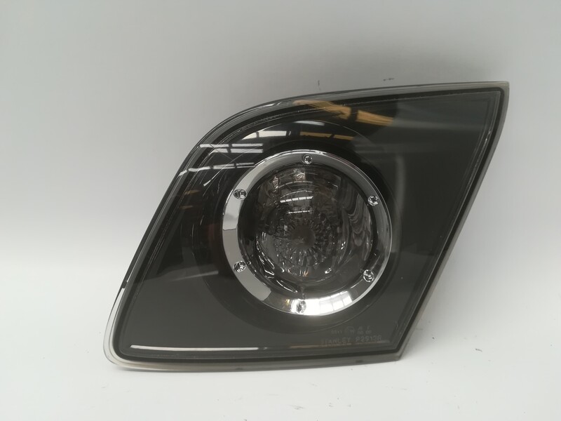 Feu arriere secondaire droit (feux) MAZDA 3 BERLINA (BK) 1.6 VVT ACTIVE+  - 1