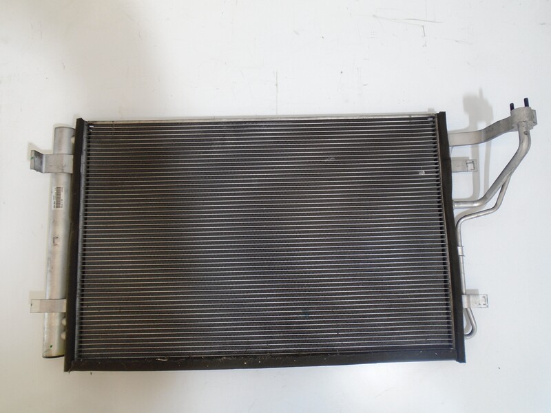 Condenseur de clim HYUNDAI I30 1.4 Essence - 1