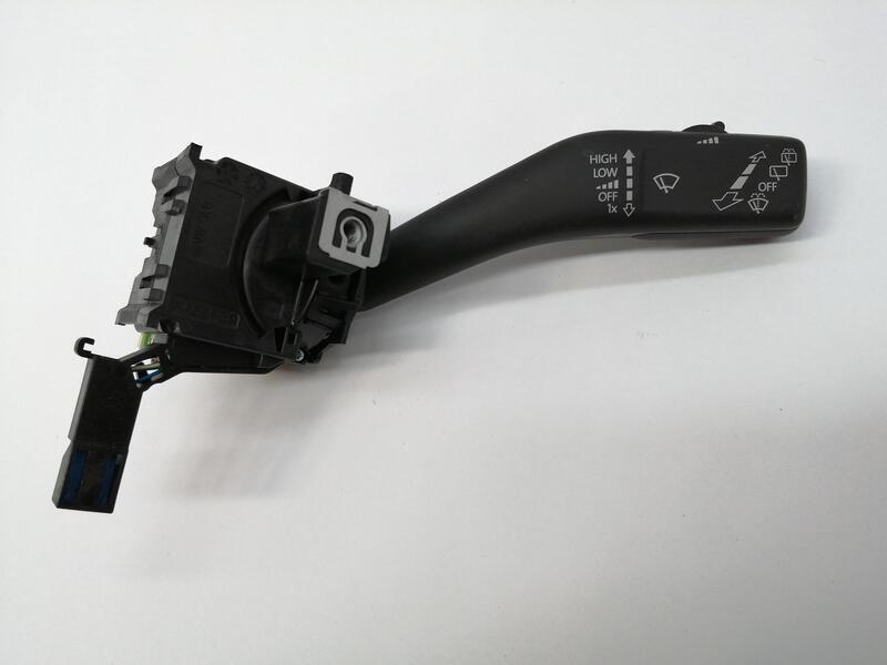 Commodo d'essuie glaces VOLKSWAGEN GOLF VI 2.0 TDI  - 1