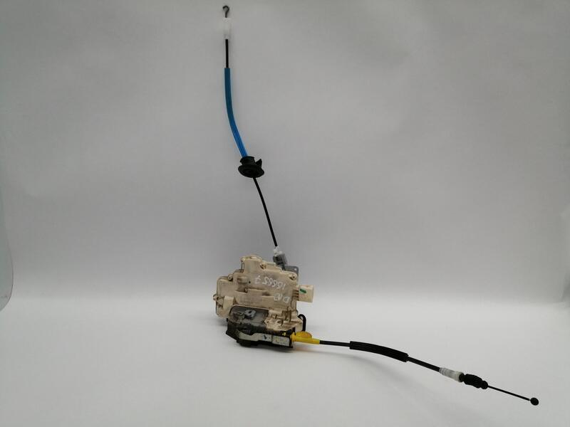 Serrure avant droit AUDI A4 BERLINA (8K2) BASICO Diesel - 1