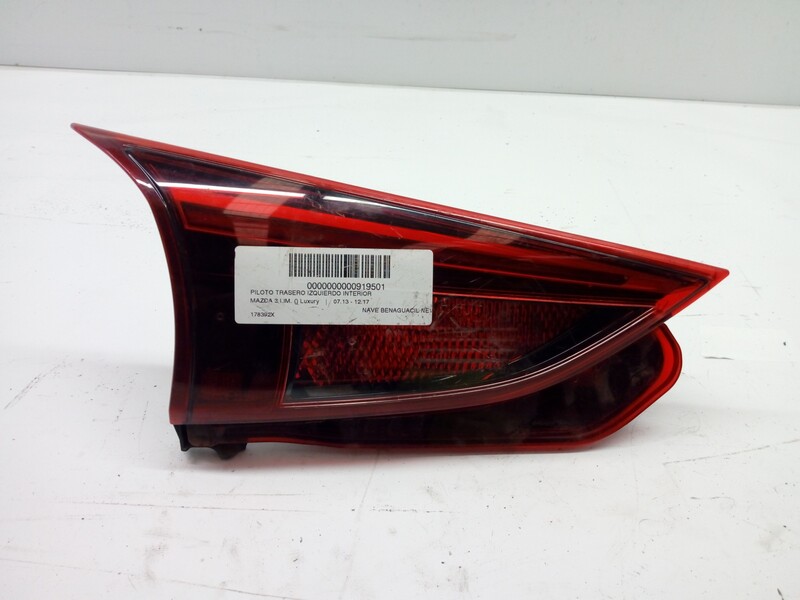 Feu arriere secondaire gauche (feux) MAZDA 3 2.0 Essence - 1
