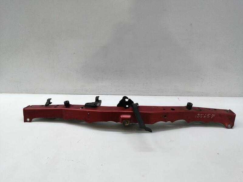 Face avant TOYOTA AURIS 1.4 D-4D  - 1