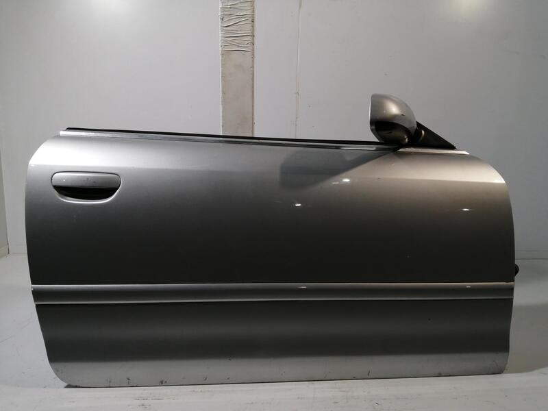 Porte avant droit AUDI A4 DESCAPOTABLE 1.8 T Essence - 1