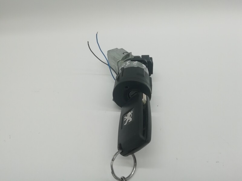 Neiman PEUGEOT 5008 ACCESS Diesel - 1