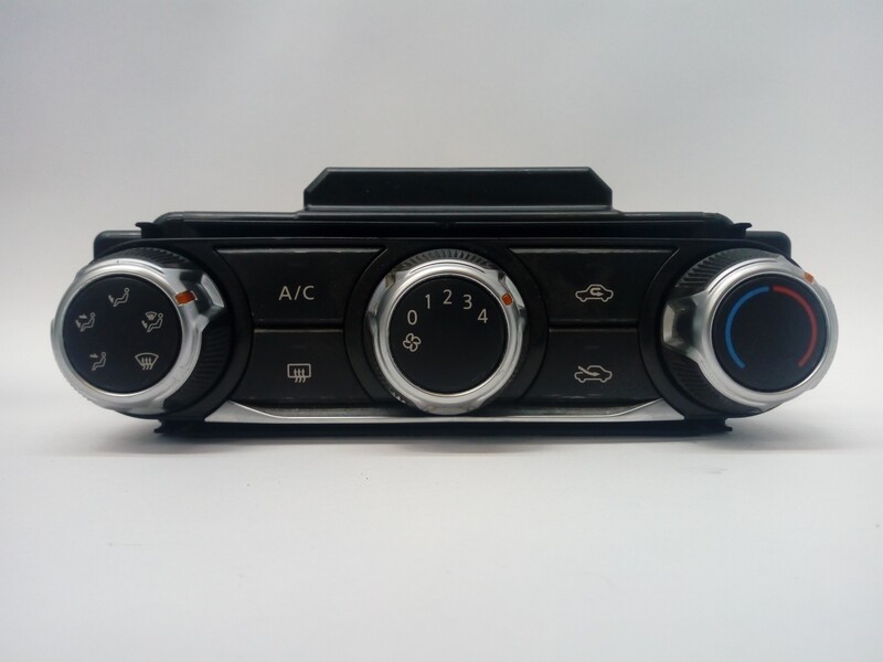 Commande chauffage NISSAN MICRA V 1.0 Essence - 1