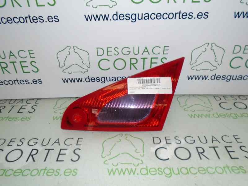 Feu arriere secondaire droit (feux) MITSUBISHI COLT VI 1.1 Essence - 1