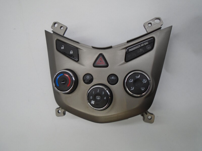 Commande chauffage CHEVROLET AVEO FASTBACK 1.3 D  - 1