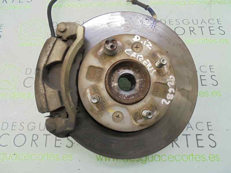 Fusee avant gauche KIA CARENS I 1.8 I Essence - 1