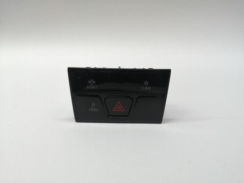 Bouton de warning VOLKSWAGEN GOLF VIII BERLINA (CD1) LIFE Diesel - 1