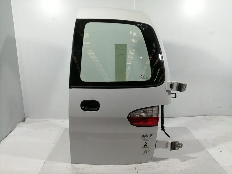 Porte de coffre droit HYUNDAI H-1 / STAREX LIMUSINA 2.5 CRDI  - 1