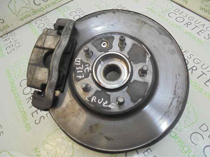 Fusee avant gauche CHEVROLET CRUZE LT Diesel - 1