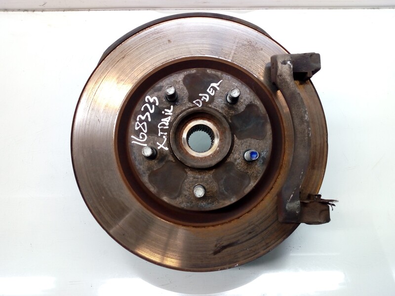 Fusee avant droit NISSAN X-TRAIL (T32) ACENTA Diesel - 1