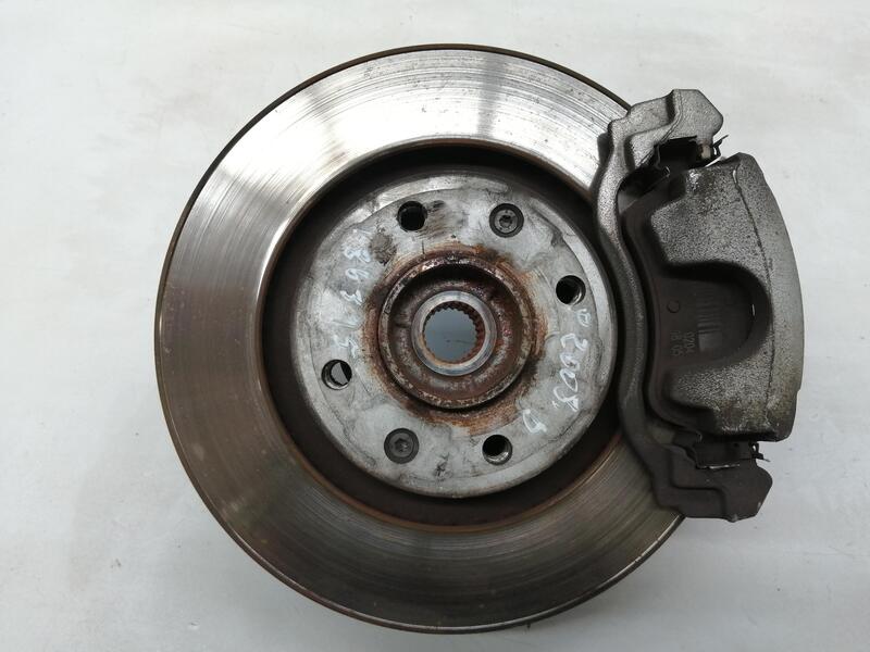 Fusee avant droit PEUGEOT 2008 1.6 BLUEHDI 100  - 1