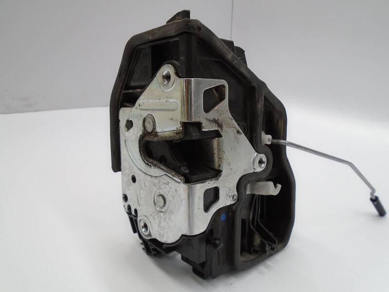 Serrure arriere gauche BMW 1 6 I Essence - 1