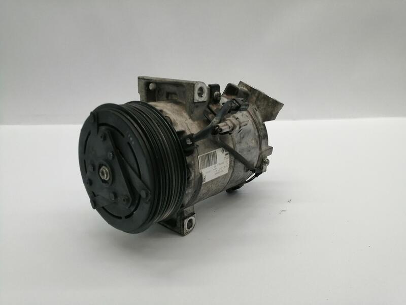 Compresseur clim RENAULT CLIO IV 0.9 TCE 90 Essence - 1
