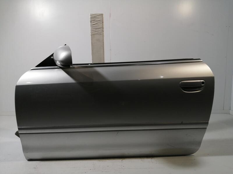 Porte avant gauche AUDI A4 DESCAPOTABLE 1.8 T Essence - 1