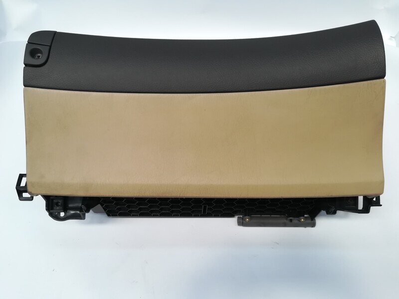 Boite a gants LEXUS GS 300 Essence - 1