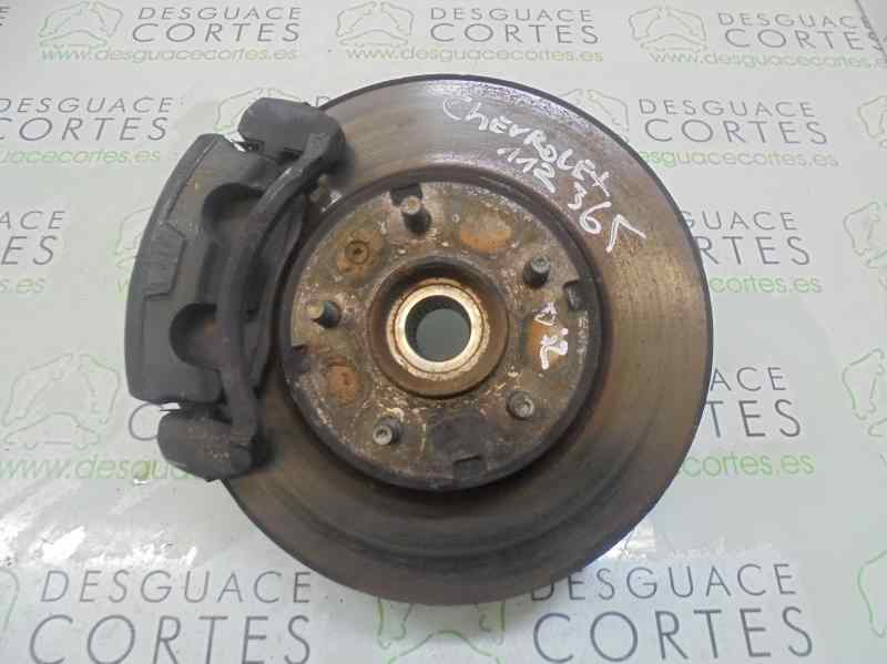 Fusee avant gauche CHEVROLET CAPTIVA 2.0 VCDI LT Diesel - 1