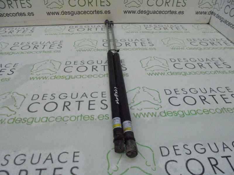 Verin de coffre MITSUBISHI CARISMA 1.9 TD  - 1