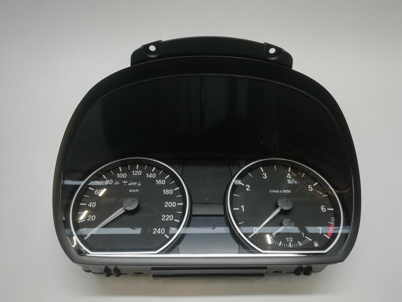 Compteur BMW SERIE 1 BERLINA (E81/E87) 118I  - 1