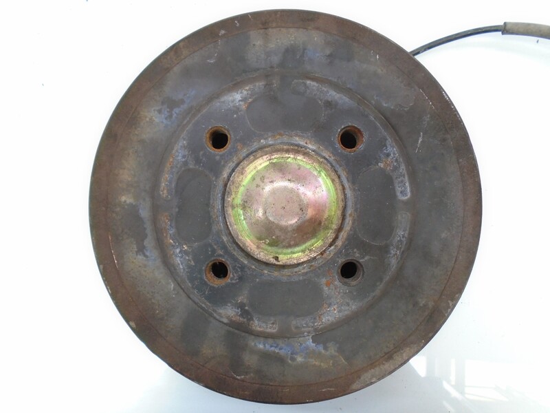 Fusee arriere gauche RENAULT CLIO III CONFORT DYNAMIQUE  - 1
