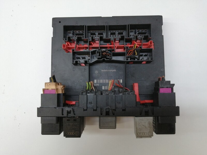 Boitier servitude moteur (BSM) SEAT LEON (1P1) EMOCION Diesel - 1