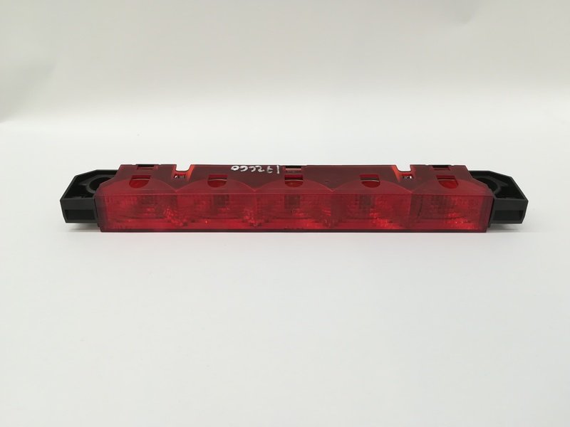 Feu arriere stop central PEUGEOT 407 ST CONFORT Diesel - 1