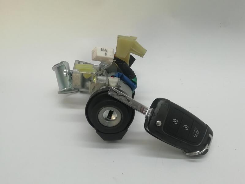 Neiman HYUNDAI I30 (PD) ESSENCE  - 1