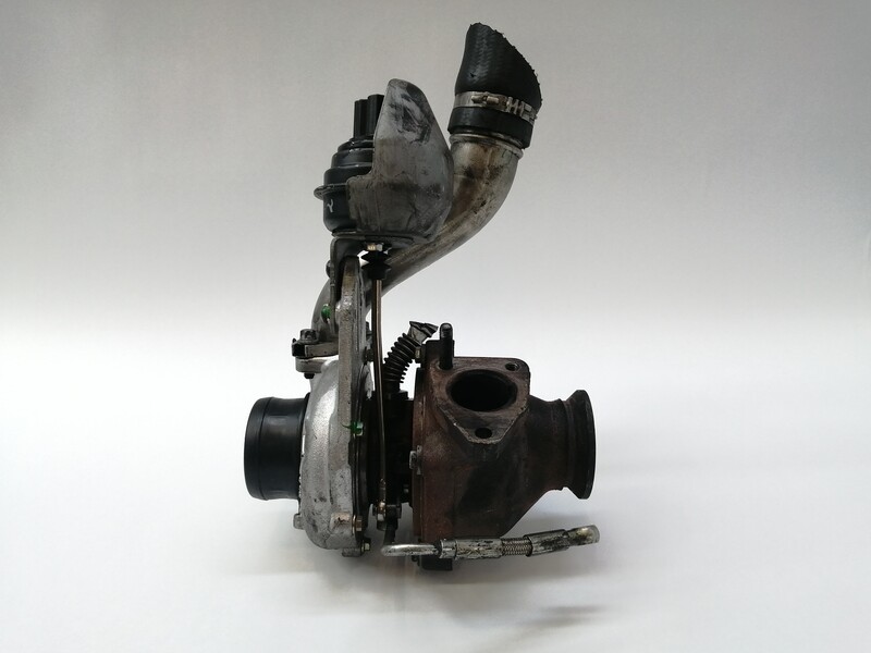 Turbo OPEL INSIGNIA BERLINA COSMO Diesel - 1