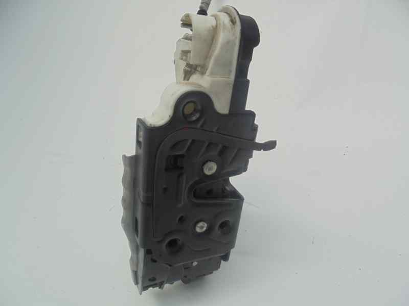 Serrure avant gauche VOLKSWAGEN POLO 1.0 Essence - 1