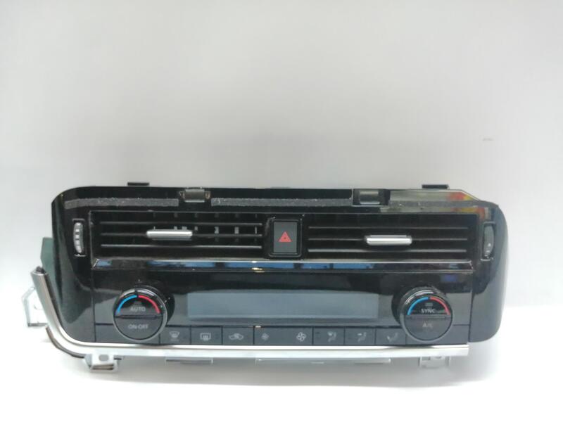 Commande chauffage NISSAN QASHQAI II TODO TERRENO, CERRADA 1.7 DCI ALL MODE Diesel - 1