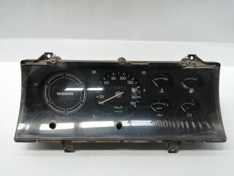 Compteur NISSAN PATROL (K/W260) CORTO TA Diesel - 1