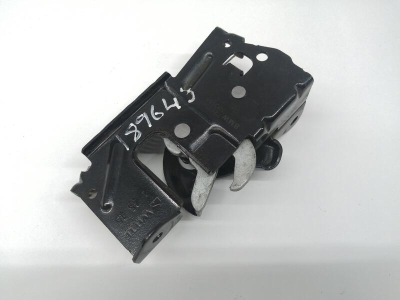 Fermeture de capot BMW 1 6 D  - 1