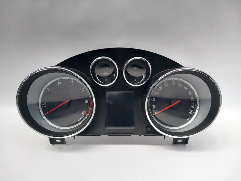 Compteur OPEL INSIGNIA BERLINA COSMO Diesel - 1