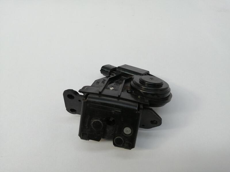 Serrure de coffre TOYOTA AVENSIS TOURING SPORTS (T27) ADVANCE Diesel - 1