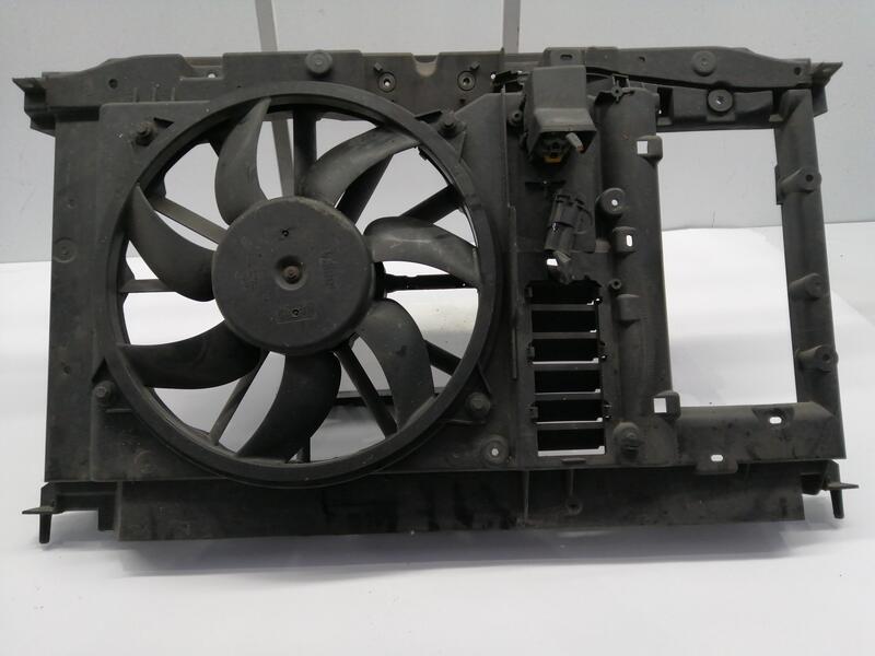 Face avant PEUGEOT 3008 SPORT PACK Diesel - 1