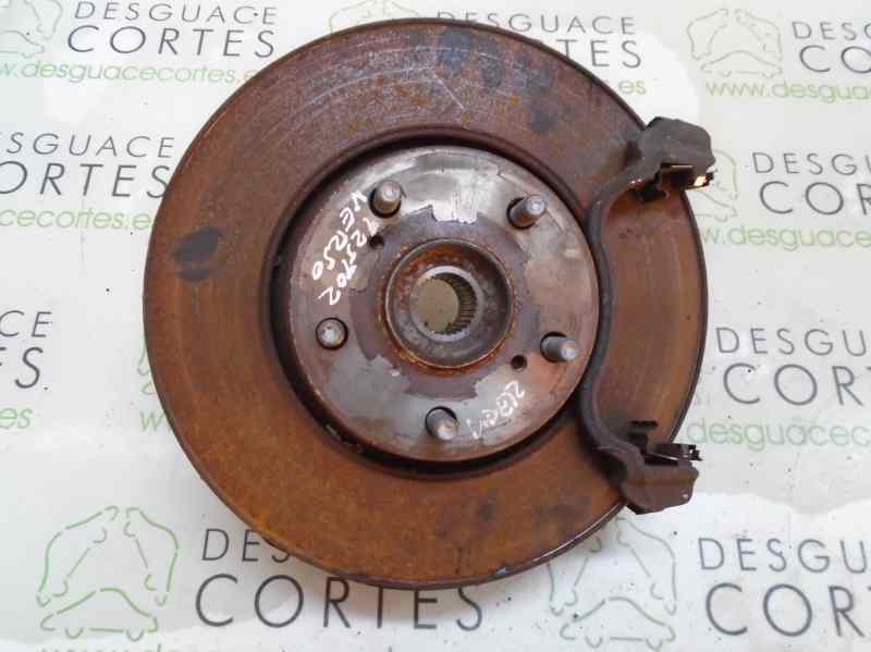 Fusee avant droit TOYOTA VERSO 2.0 D-4D  - 1