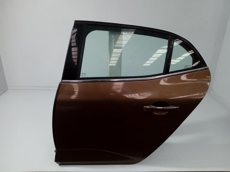 Puerta trasera izquierda RENAULT MEGANE IV BERLINA 5P BOSE-EDITION Diésel - 1