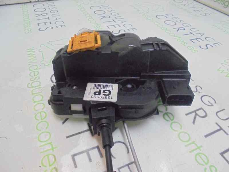 Serrure avant droit CHEVROLET CRUZE LT Diesel - 1