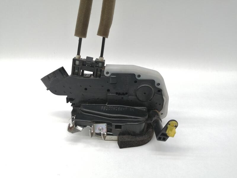 Serrure avant gauche NISSAN X-TRAIL (T32) 360 Diesel - 1