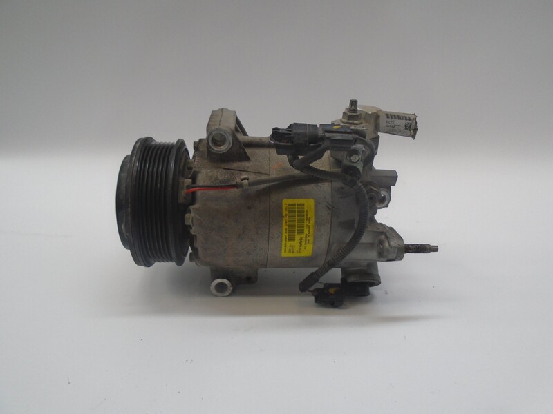 Compresseur clim CITROEN FIESTA VI 1.0 ECOBOOST Essence - 1