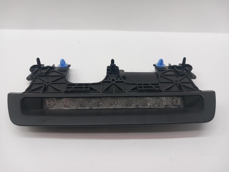 Feu arriere stop central DACIA DUSTER II ACCESS  - 1