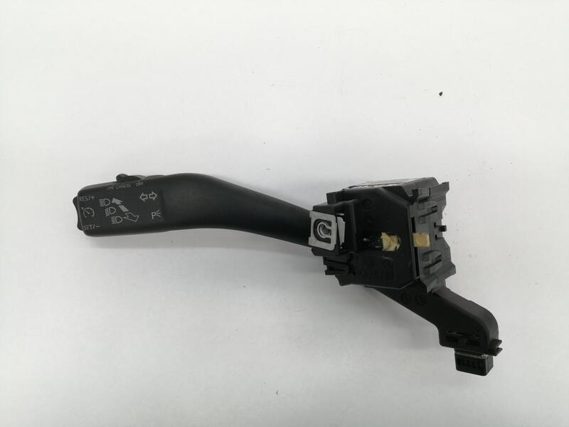 Commodo phare TOYOTA YARIS (NCP1/NLP1/SCP1) 1.4 D-4D LINEA TERRA Diesel - 1