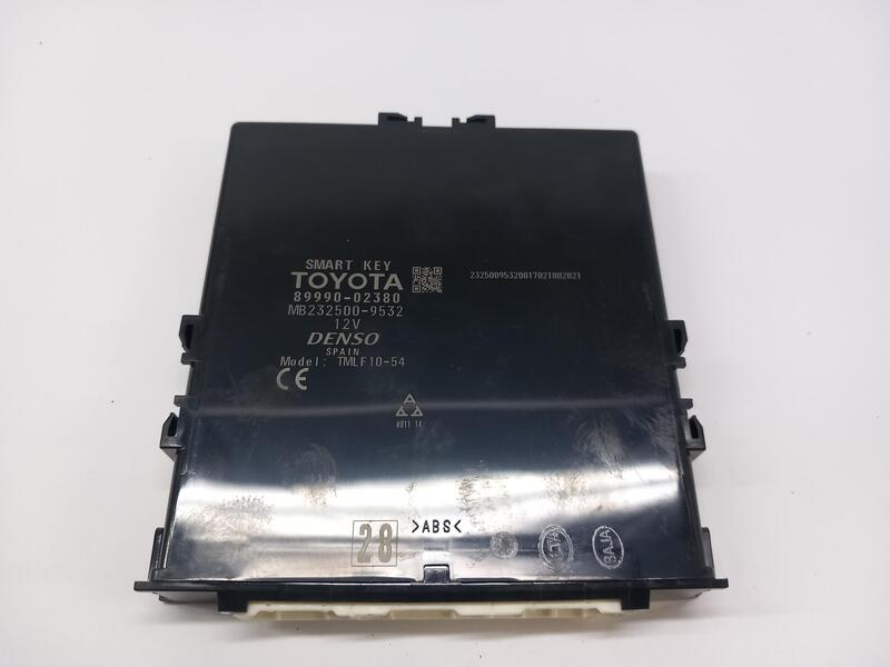 Module électronique TOYOTA AURIS 1.8 HYBRID  - 1