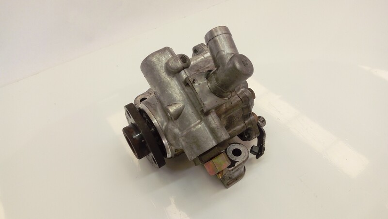 Pompe de direction MERCEDES CLASE C C 220 CDI  - 1