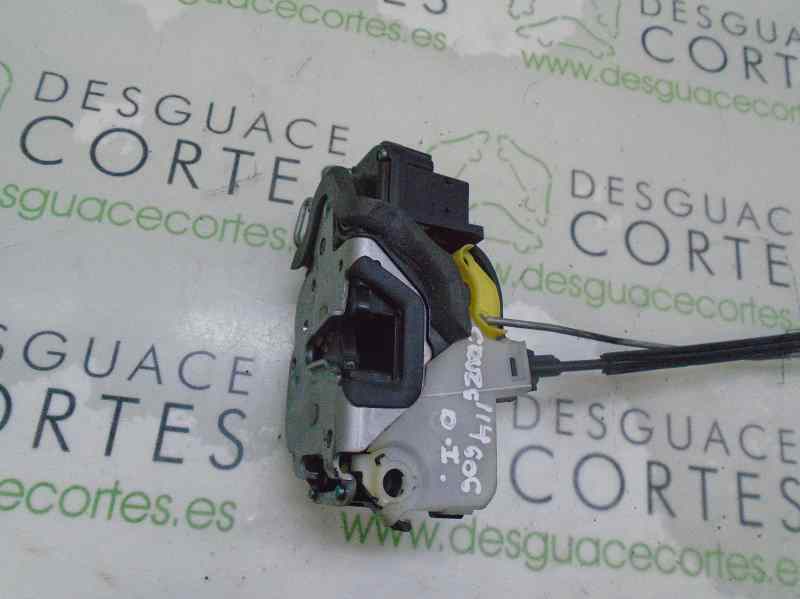 Serrure avant gauche CHEVROLET CRUZE LS Diesel - 1