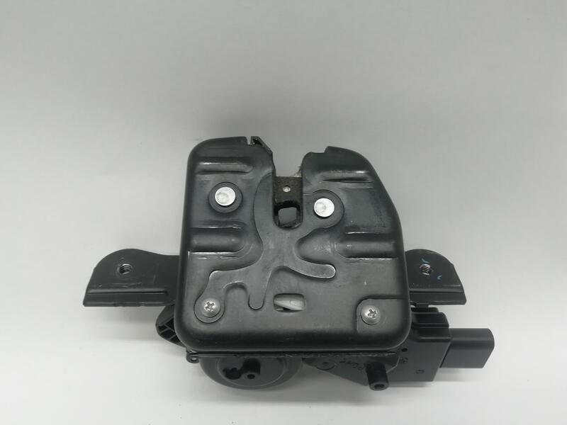 Serrure de coffre JEEP COMPASS 1.6 CRD  - 1