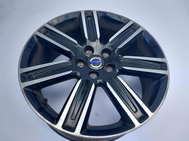 Jante VOLVO XC60 BUSINESS PLUS 2WD  - 1