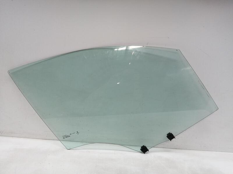Vitre avant droit CITROEN DS4 1.2 THP 130 Essence - 1