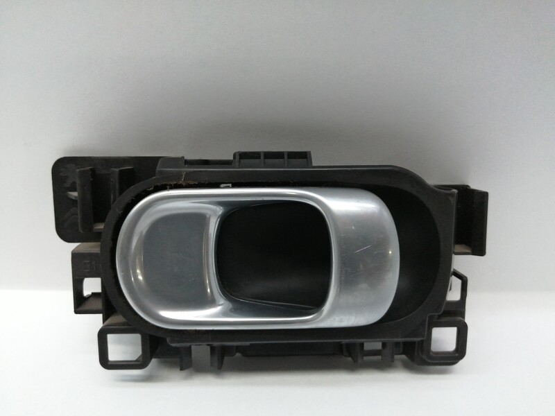 Poignee interieur avant gauche CITROEN C4 CACTUS FEEL Diesel - 1